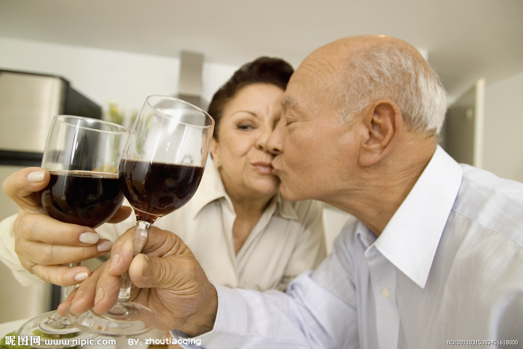 couple drinking wine id 17828